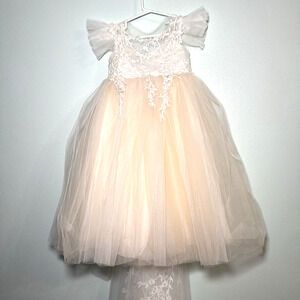Ellie Dresses Flower Girl 12-24 Lace Tulle Skirt Train Ivory/white NEW $175.00‎